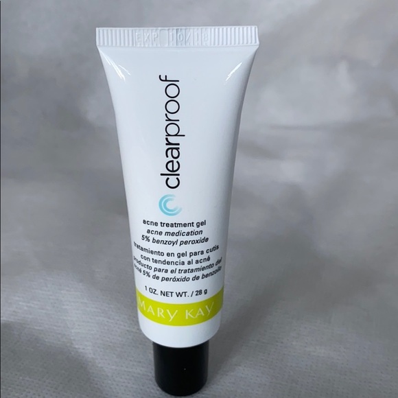 Mary Kay Clear Proof Acne System - Picture 5 of 7